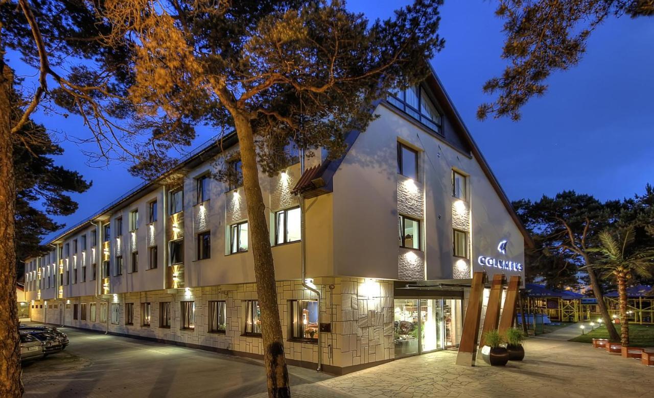 Columbus Hotel Rowy  Exterior photo